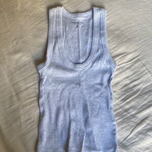 Abercrombie & Fitch Scoopneck Tuckable Tank in heather grey